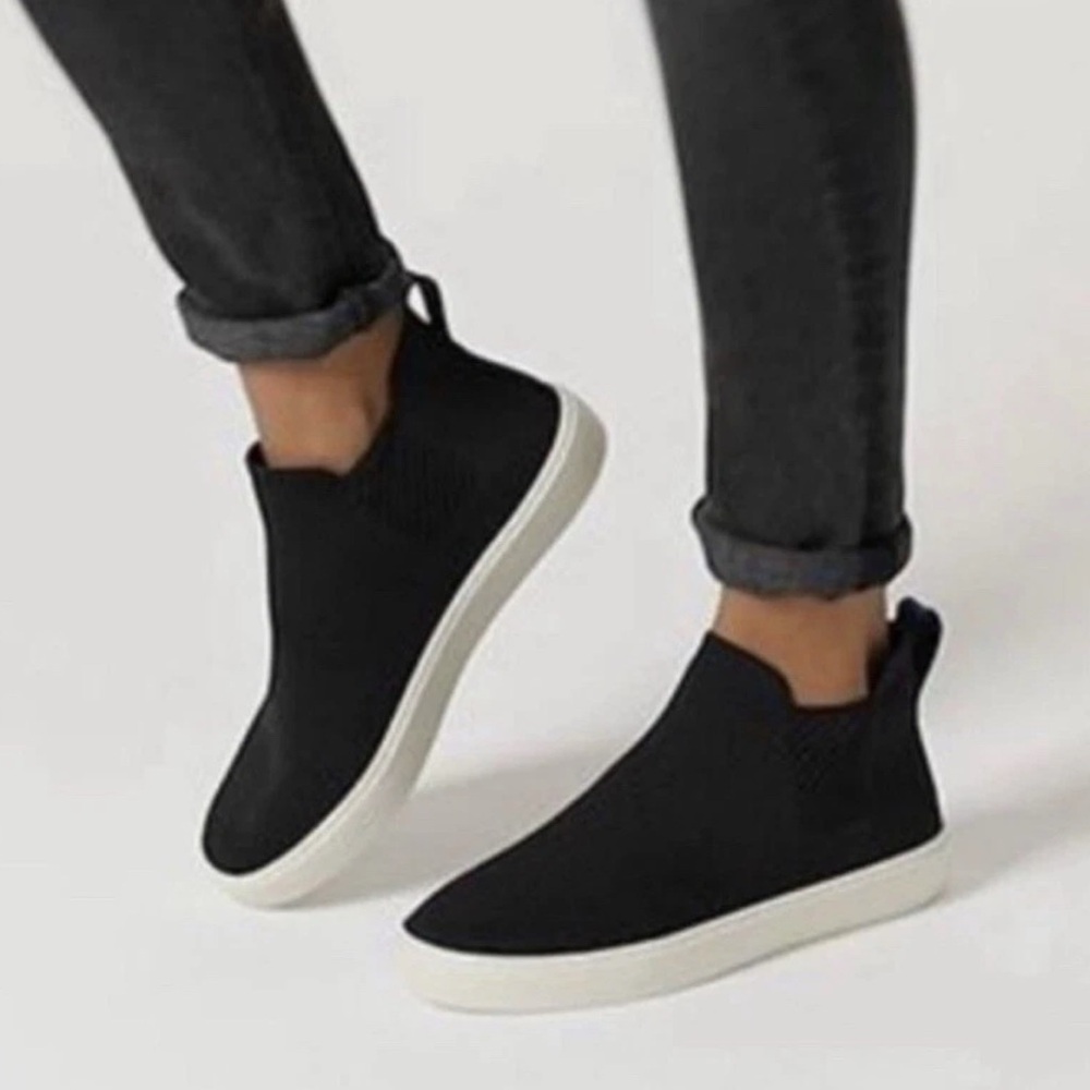 Rothy’s Black Chelsea High Top Sneakers Size 10‎